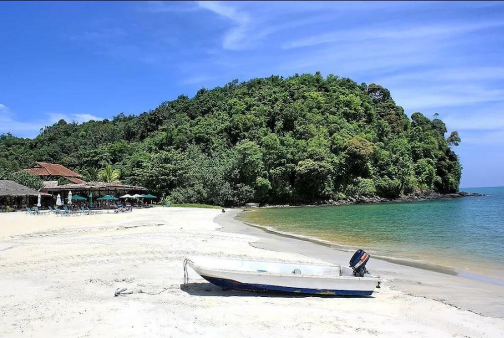 Favehotel Cenang Beach Langkawi Luaran gambar