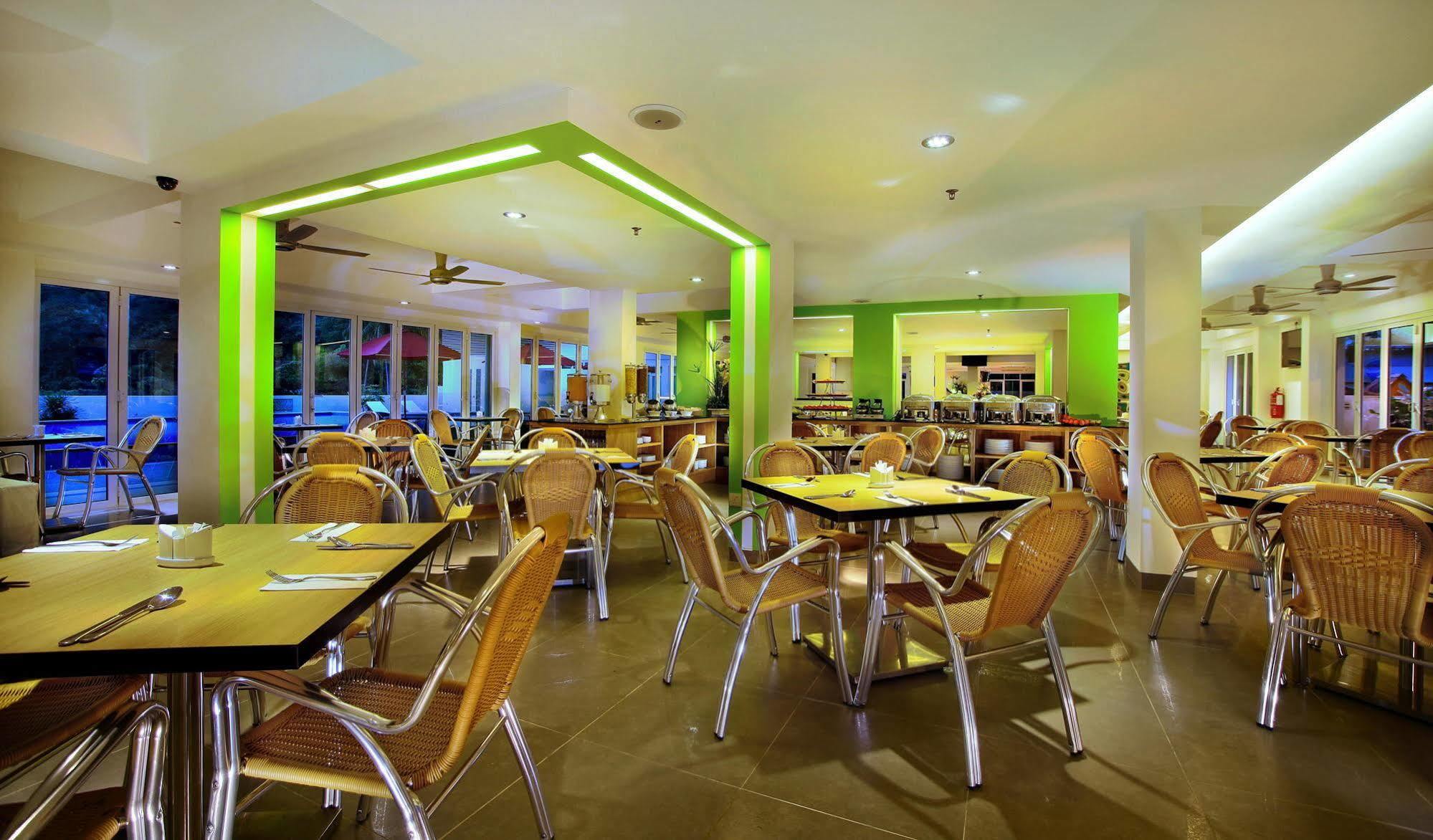 Favehotel Cenang Beach Langkawi Luaran gambar